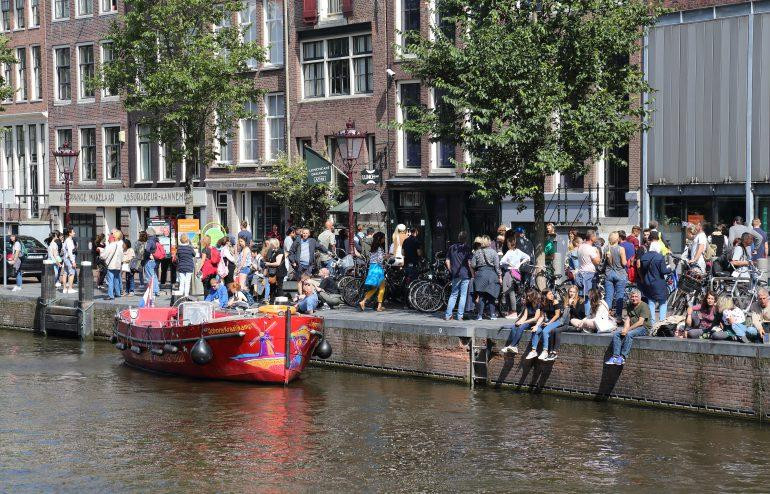 为防“过度旅游” 阿姆斯特丹限制新建酒店