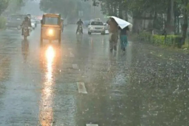 巴基斯坦持续暴雨灾害已致79人死亡