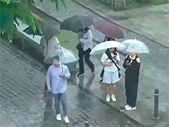 韩国多地暴雨 大量航班受影响