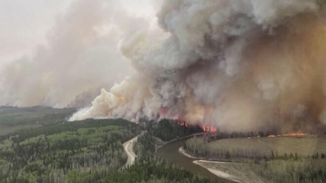 加拿大林火产生的浓烟影响美国部分地区