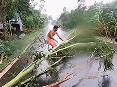 气旋风暴“雷马尔”袭击印度和孟加拉国