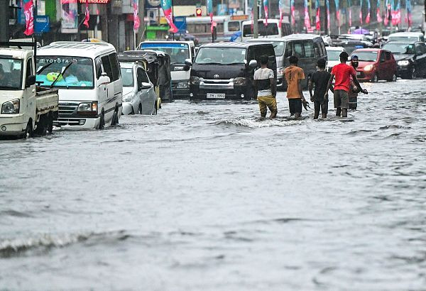 斯里兰卡 暴雨引发洪涝灾害造成至少10人死亡