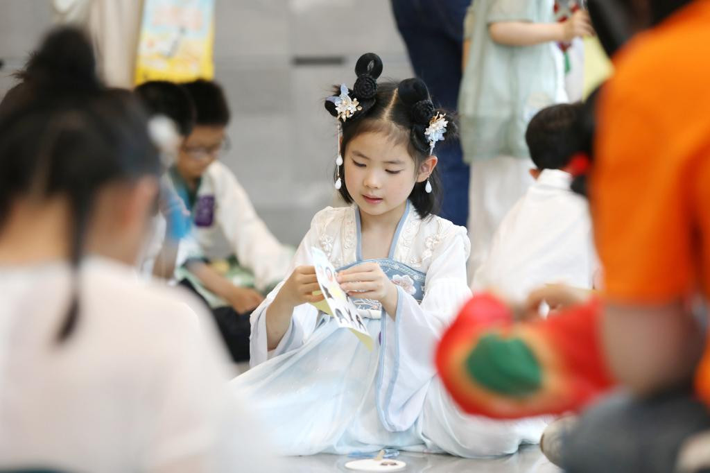 多彩活动迎“文化和自然遗产日”