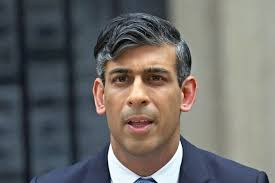 英国警方在英国首相家中逮捕四人