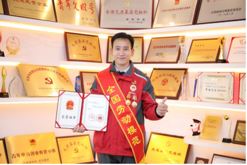 【党旗在基层一线高高飘扬】宋学文：在平凡的岗位上建功立业