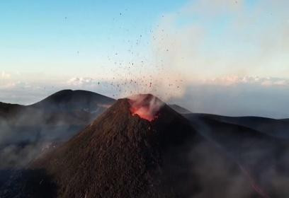 意大利埃特纳火山喷发