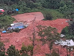 印尼一金矿遭遇山洪及山体滑坡 至少12人死亡