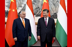 习近平会见匈牙利总理