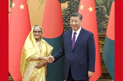 习近平会见孟加拉国总理