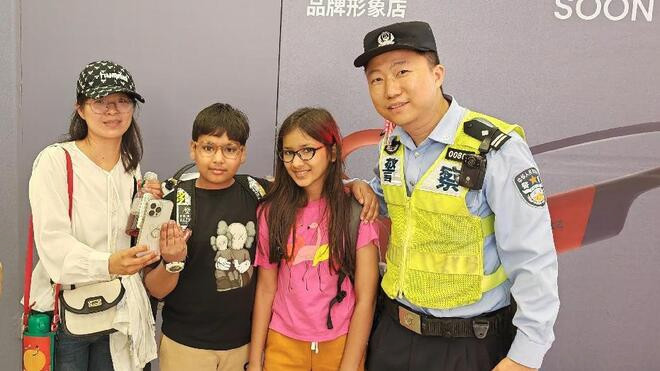乘客丢失手机 民警帮忙寻回