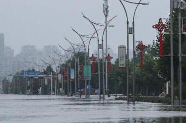 强降雨影响我国多地 各地各部门积极防汛救灾
