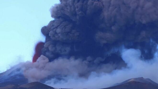 意大利埃特纳火山喷发