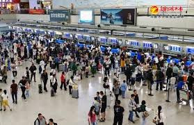 入境游热度升温 外国游客感受美丽新疆