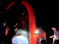 青岛10人深夜被困海岛 民警火速救援