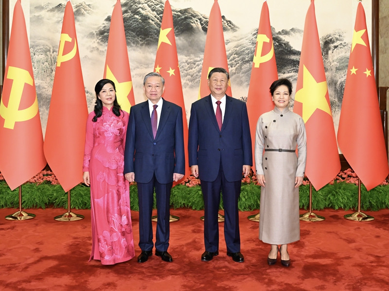 习近平同越共中央总书记、国家主席会谈