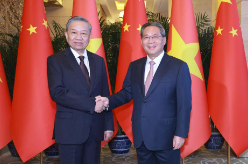 李强会见越共中央总书记、国家主席