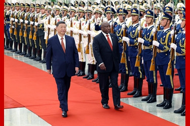 习近平同南非总统会谈