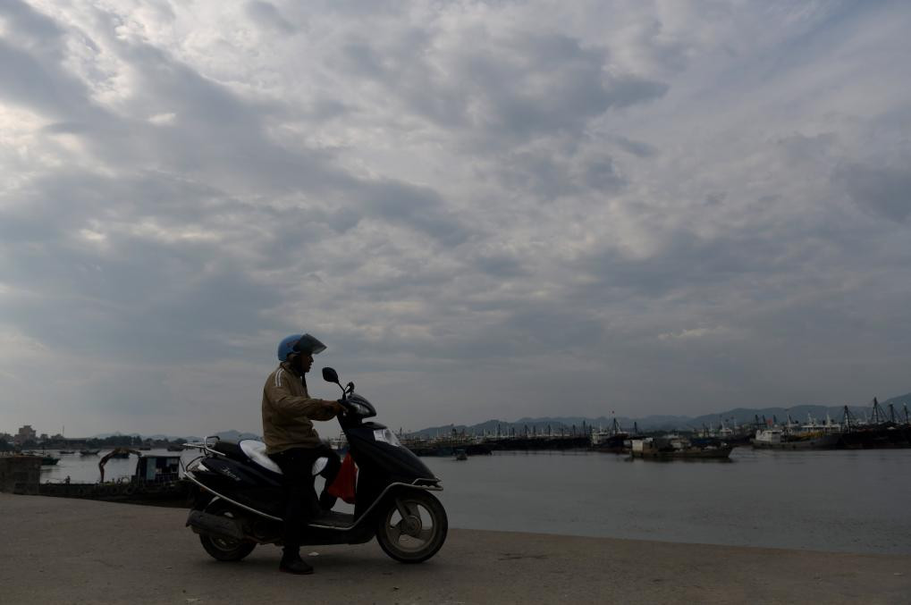 海南、广东等地积极应对台风“摩羯”