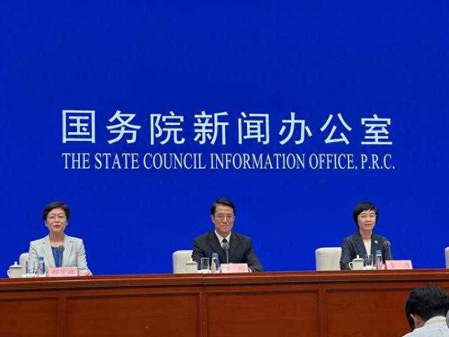 “推动高质量发展”系列主题新闻发布会·国家医保局 我国着力构建多层次医疗保障制度体系