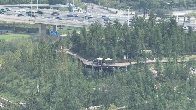 上海世博文化公园南区即将开放 双子山揭开面纱