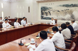 赵乐际同全国人大常委会会议列席代表座谈