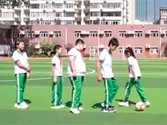 北京出台意见加强中小学生校服管理 多方参与校服选用 保障学生和家长权益