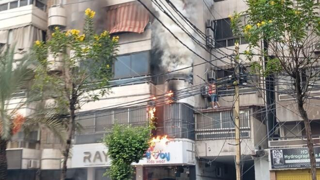黎巴嫩多地发生寻呼机爆炸事件 监控视频记录寻呼机爆炸瞬间
