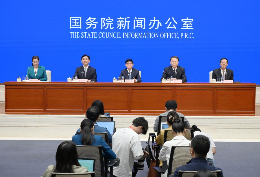 【推动高质量发展系列主题新闻发布会】我国耕地3年净增1758万亩