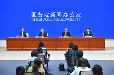 推动高质量发展系列主题新闻发布会 出台新政策促进高校毕业生等青年就业