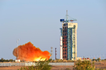 酒泉卫星发射中心 首颗可重复使用返回式技术试验卫星发射