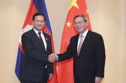 李强会见柬埔寨首相