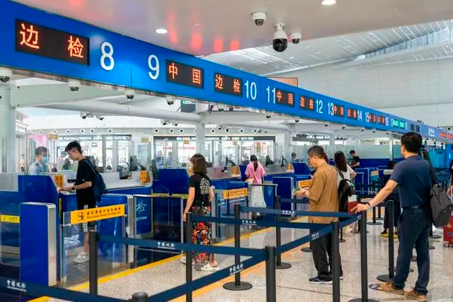 广州白云机场口岸单日出入境客流创今年新高