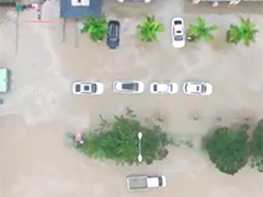 海南多地遭遇特大暴雨 海南琼海 会山镇降雨量超938毫米 多方力量抢险救灾