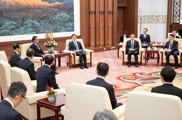 韩正会见日本经济同友会访华团