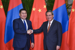 李强会见蒙古国总理