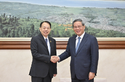 李强会见亚洲开发银行行长