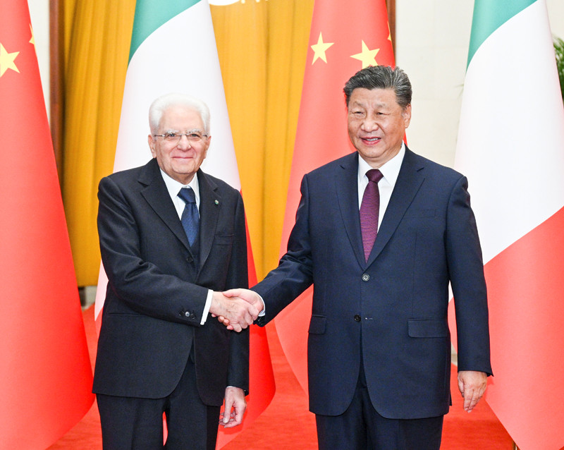 习近平同意大利总统会谈