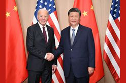 习近平同美国总统在利马举行会晤