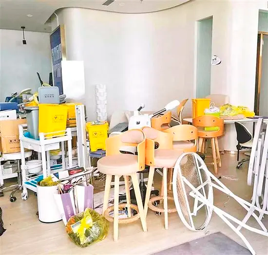 起底“职业闭店人”