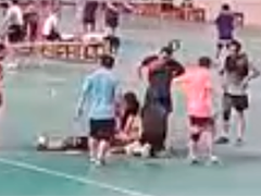 广西柳州 黄金4分钟！男子心脏骤停众人“生死营救”