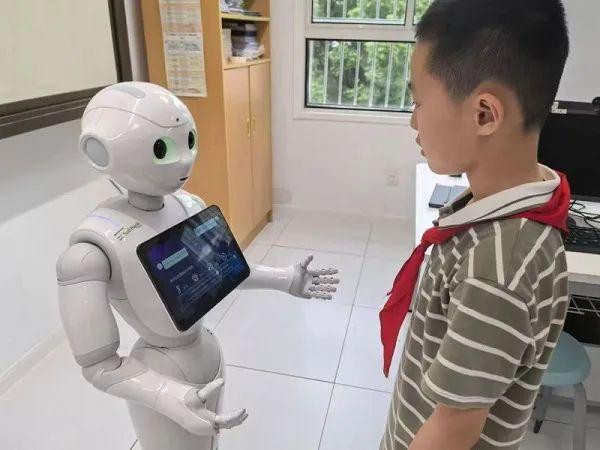 上海6所中小学入选教育部首批人工智能教育基地