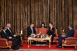 习近平会见摩洛哥王储