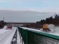 山西出现大范围降雪 高速公路一度封闭