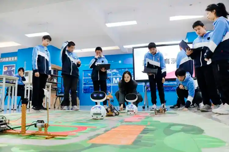 教育部:加强中小学人工智能教育