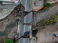 希腊暴风雨袭击罗得岛 道路房屋被淹没