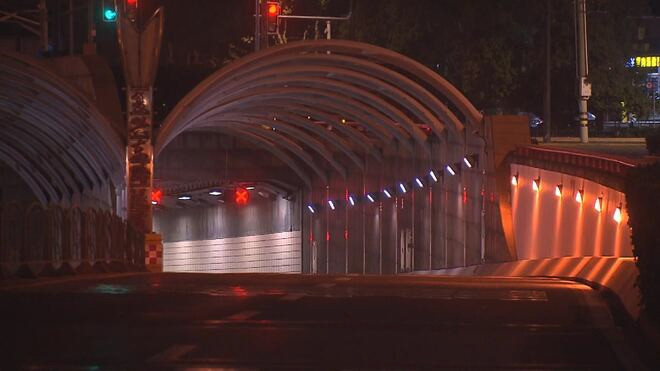 上海复兴东路隧道将试点电动自行车夜间通行