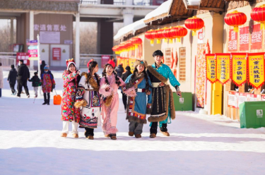 打造特色文旅产品 激发冰雪消费活力