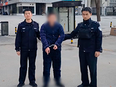 湖北武汉民警火车站拦下嫌疑人 4小时内追回被盗电脑