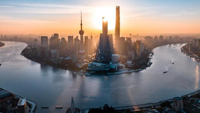 上海2024年实现GDP5.39万亿元 同比增长5%