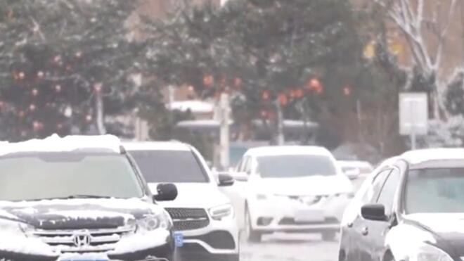 返程客流持续高位运行 交通部门全力应对